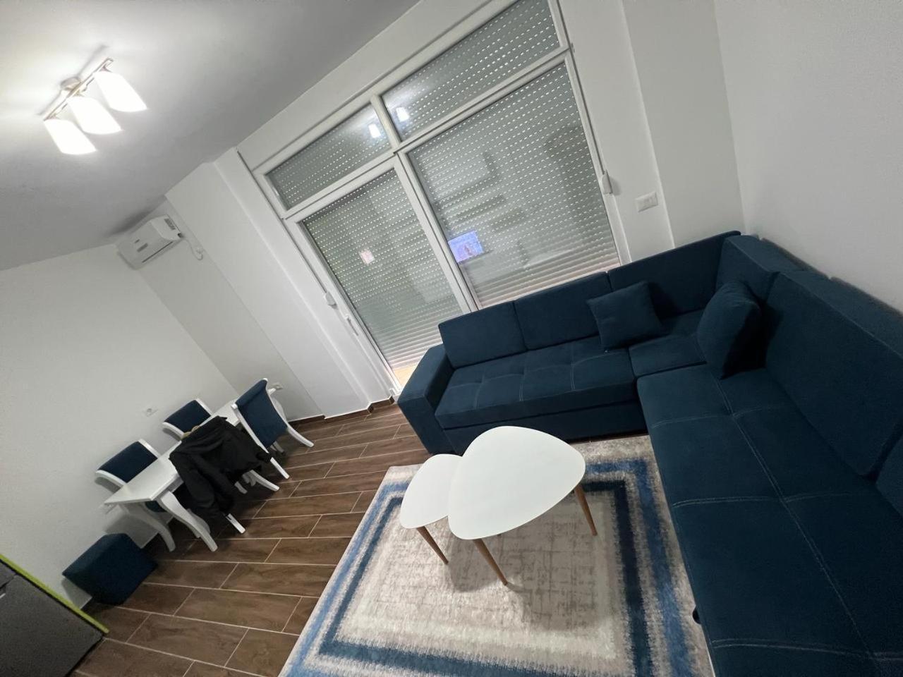 Apartamento Djonis *